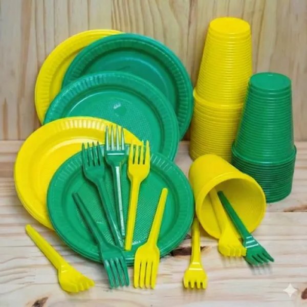 Kit Descartáveis Econômico Prato, Garfo E Guardanapo 200pçs